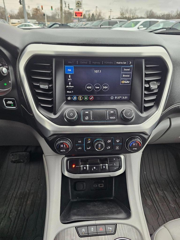 2020 GMC Acadia SLT photo