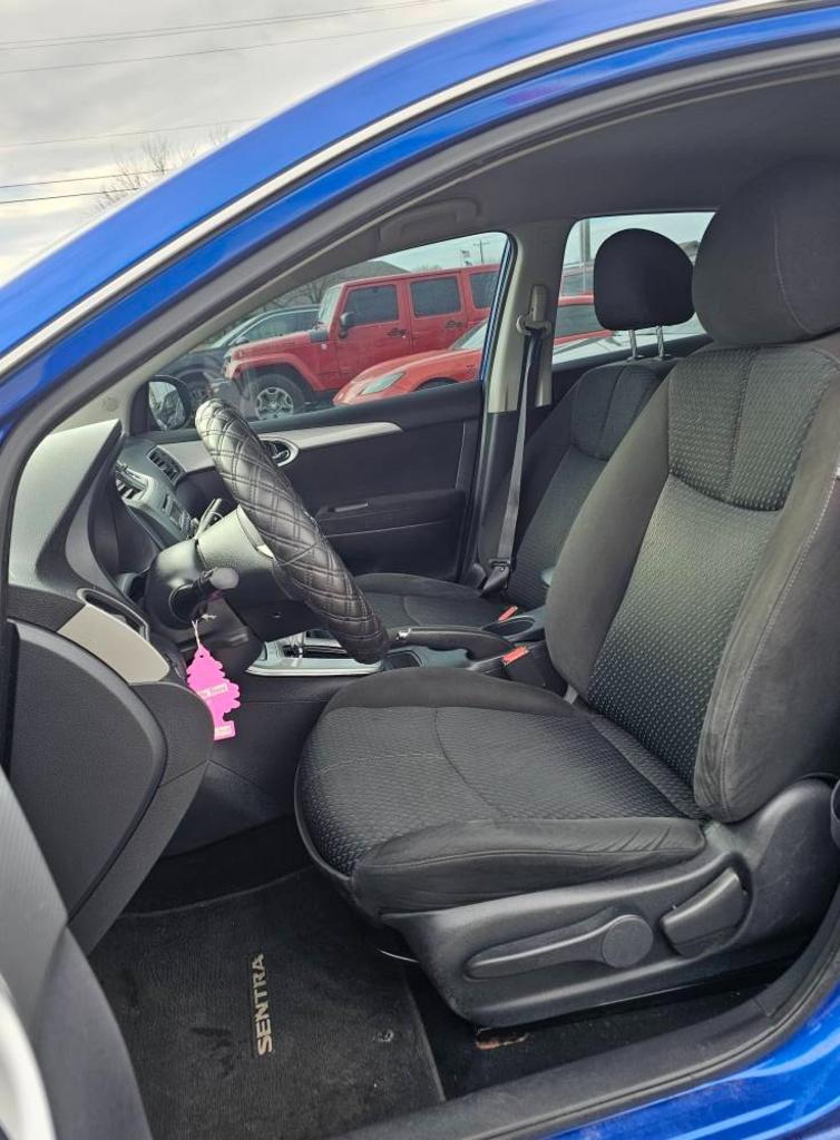 2014 Nissan Sentra S photo
