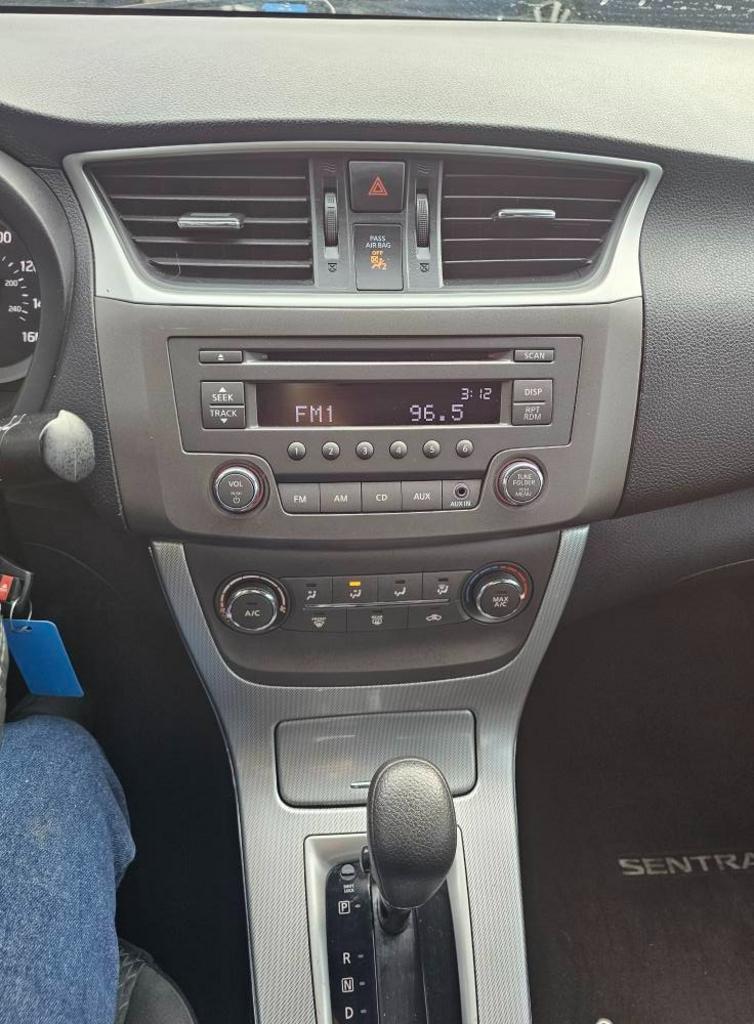 2014 Nissan Sentra S photo
