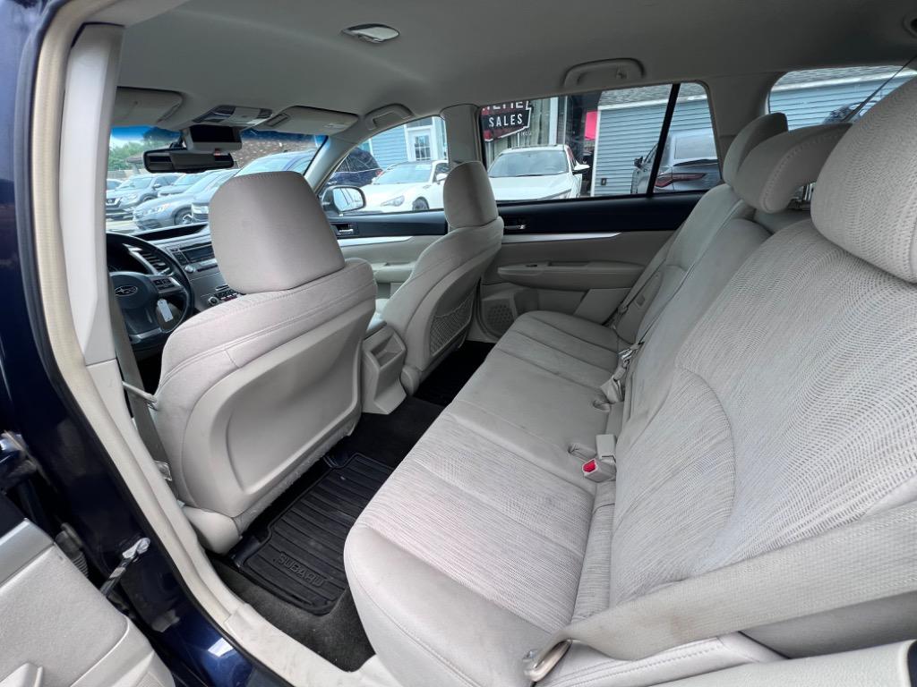 2013 Subaru Outback 2.5i Premium photo