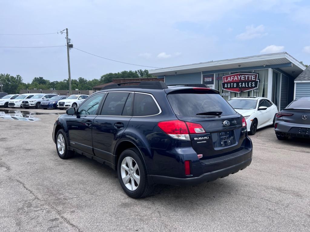 2013 Subaru Outback 2.5i Premium photo