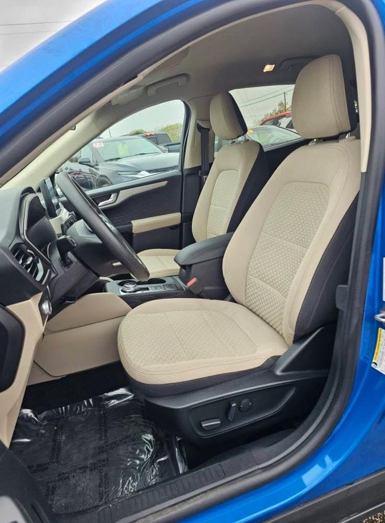 2020 Ford Escape - $13,900