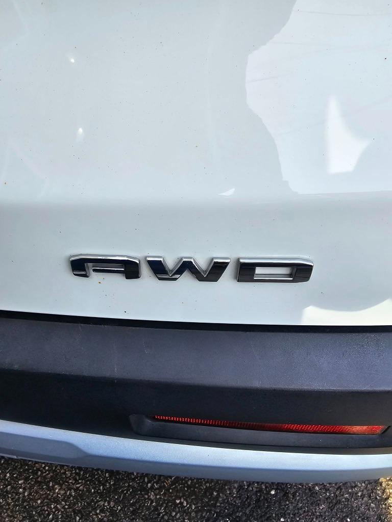 2020 GMC Acadia SLT photo