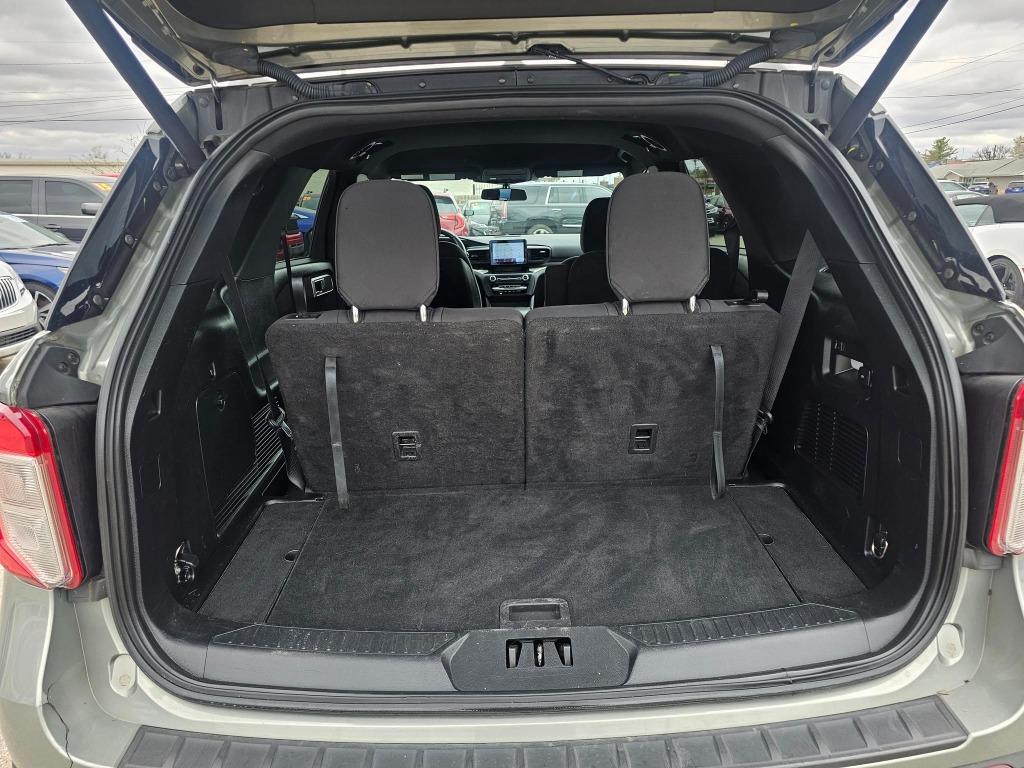 2020 Ford Explorer XLT photo