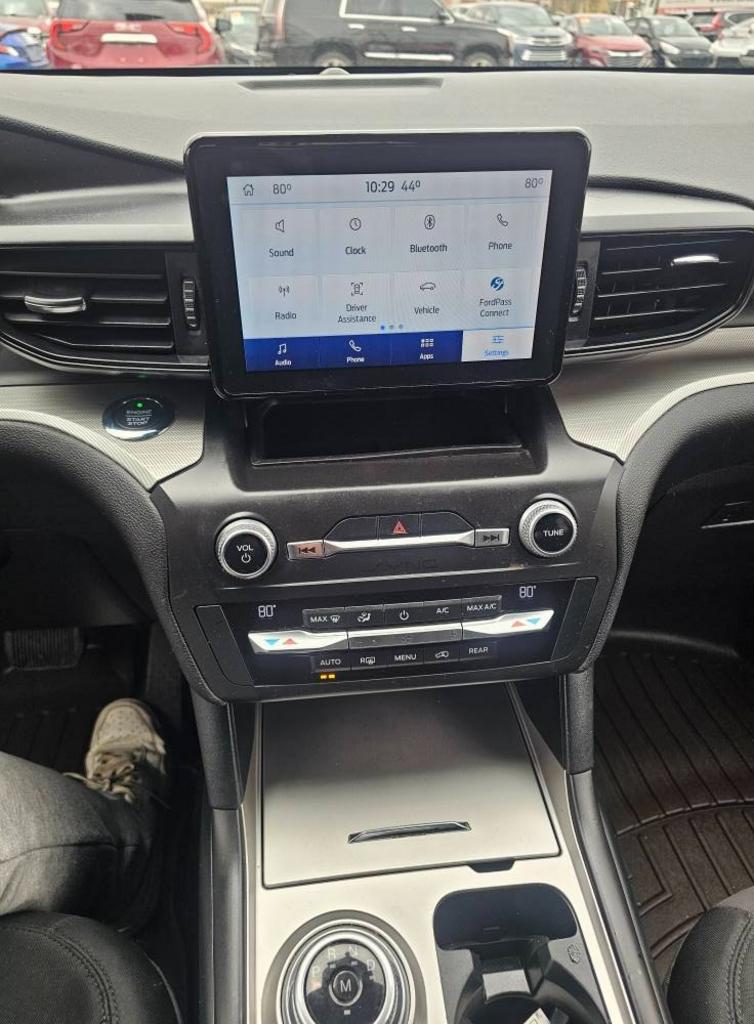 2020 Ford Explorer XLT photo