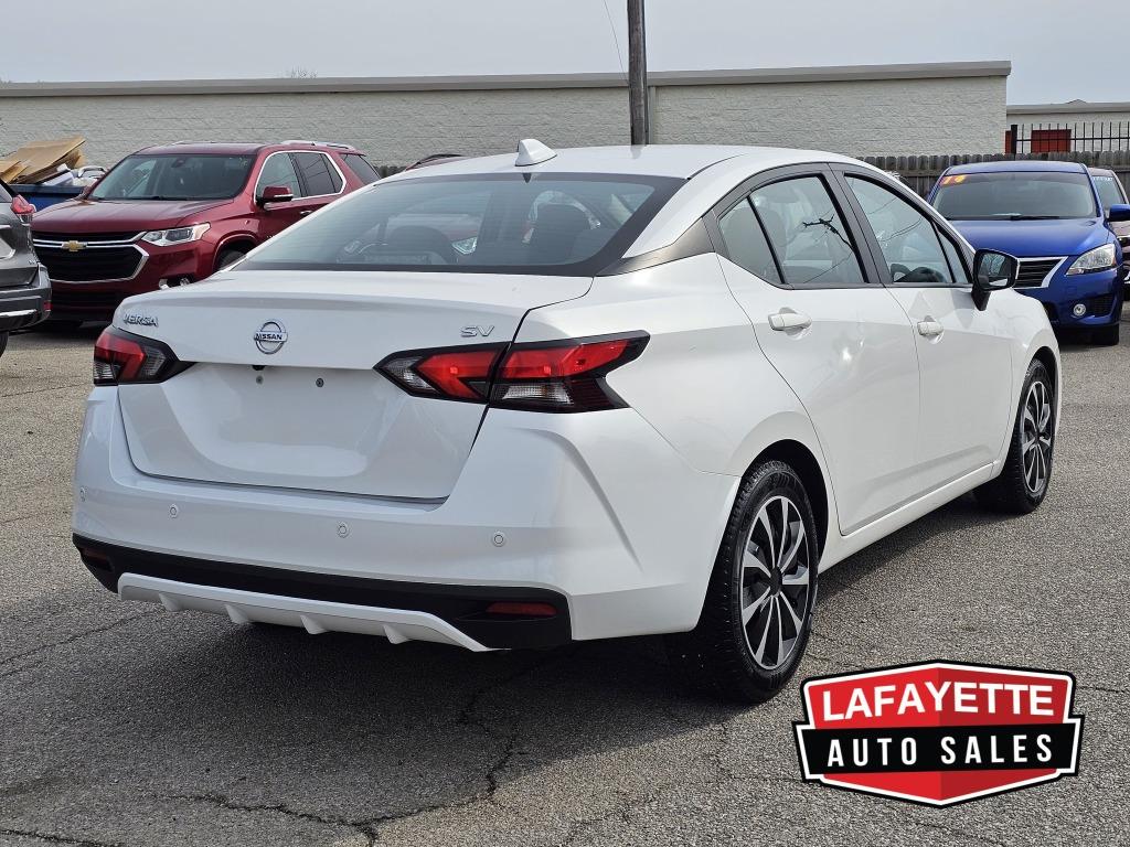 2021 Nissan Versa SV photo