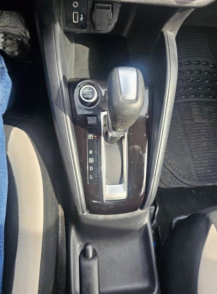 2021 Nissan Versa SV photo