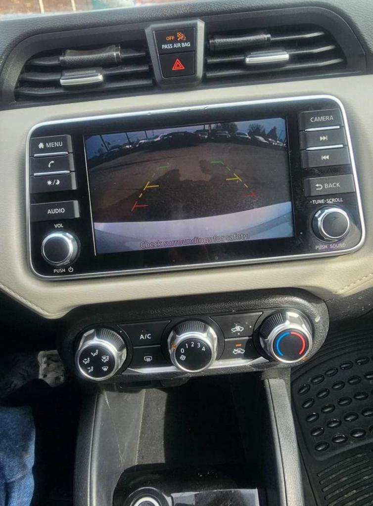 2021 Nissan Versa SV photo