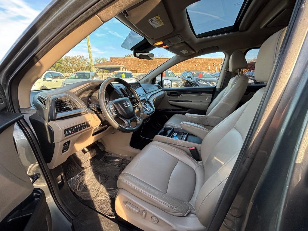 2018 Honda Odyssey - $16,900