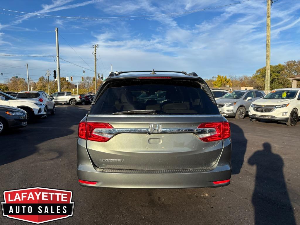 2018 Honda Odyssey - $16,900
