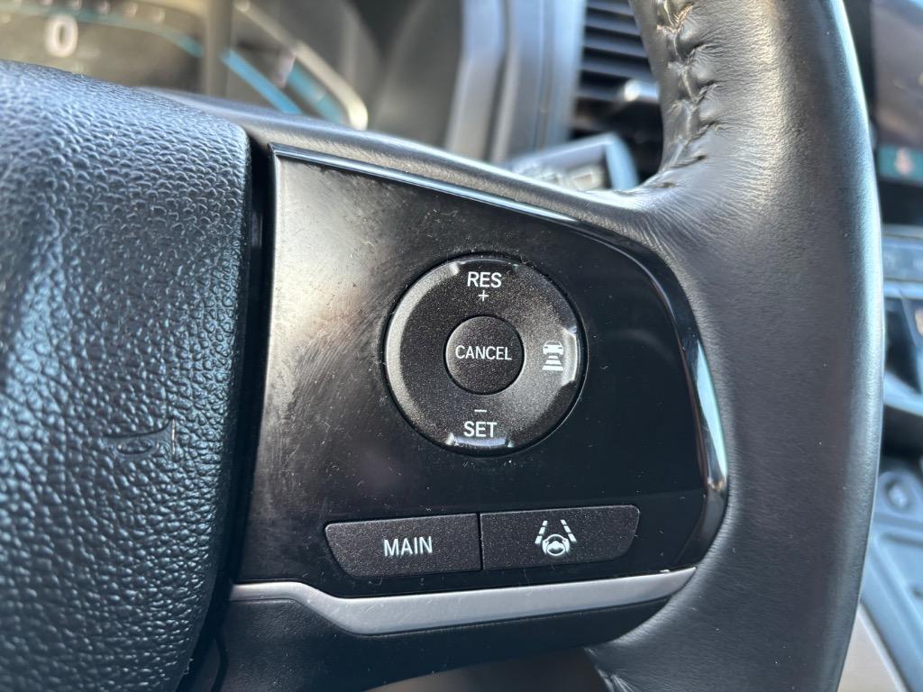 2018 Honda Odyssey - $16,900