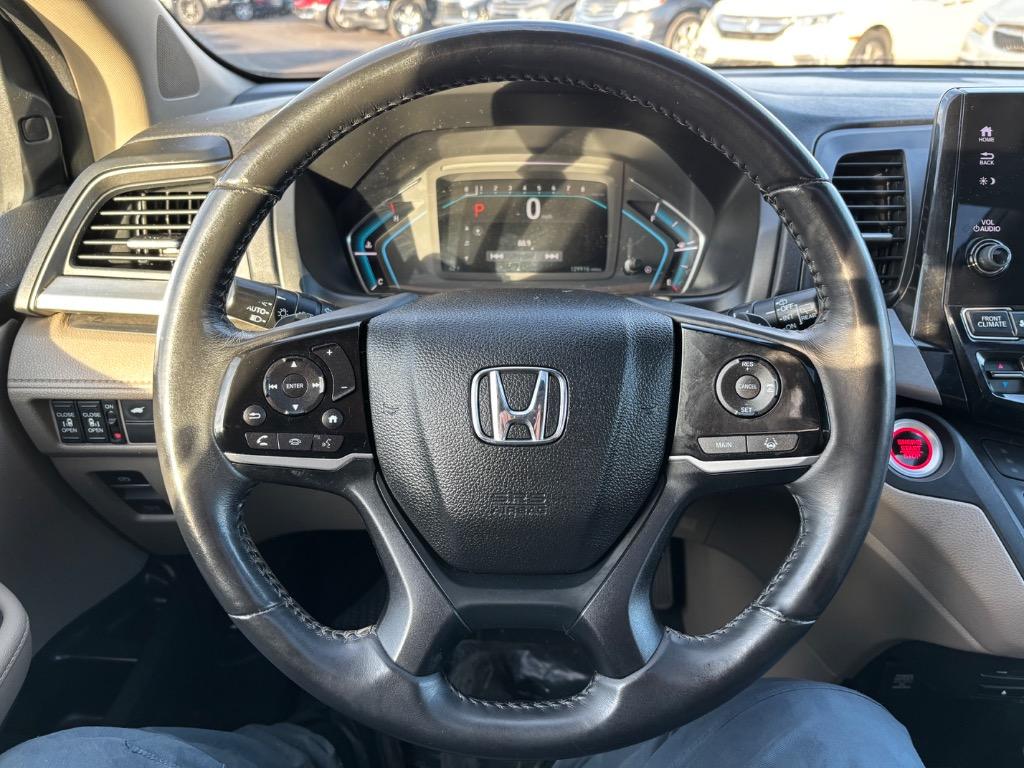 2018 Honda Odyssey - $16,900