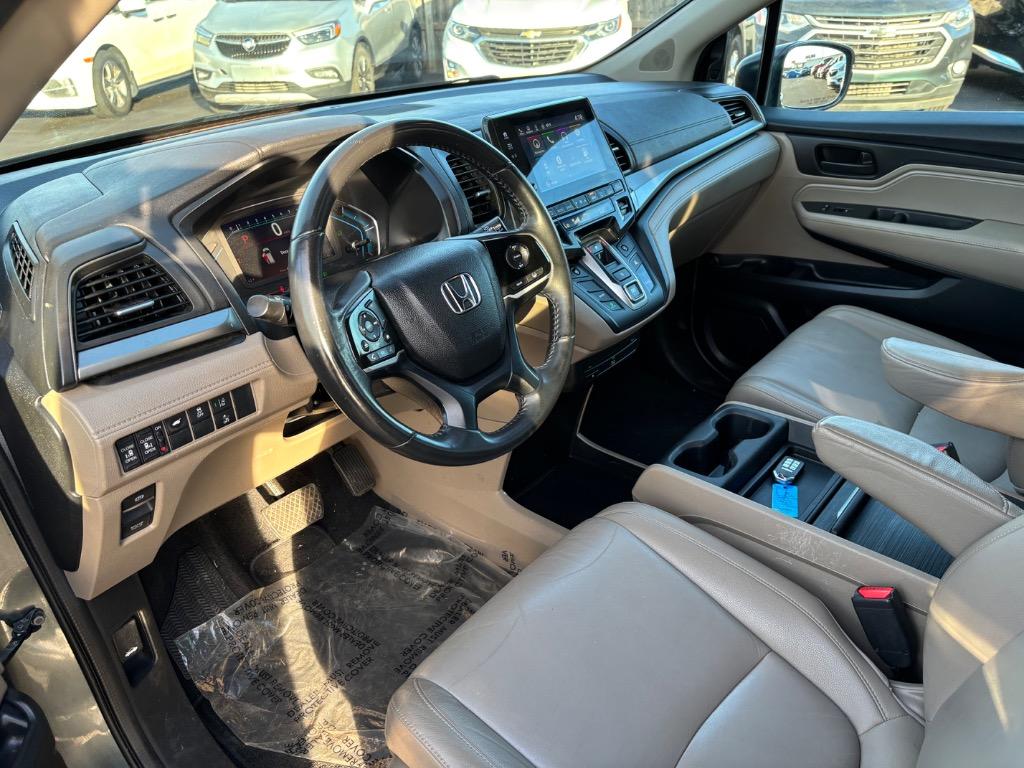2018 Honda Odyssey - $16,900