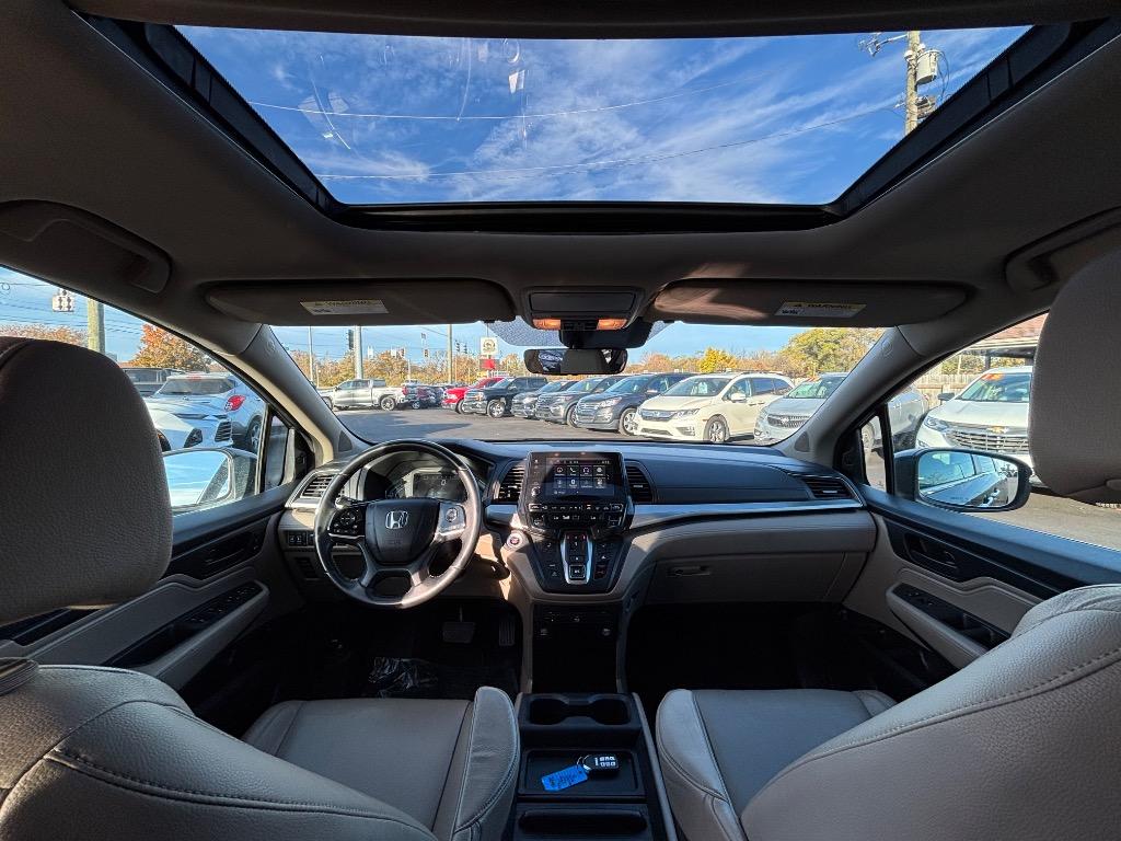 2018 Honda Odyssey - $16,900