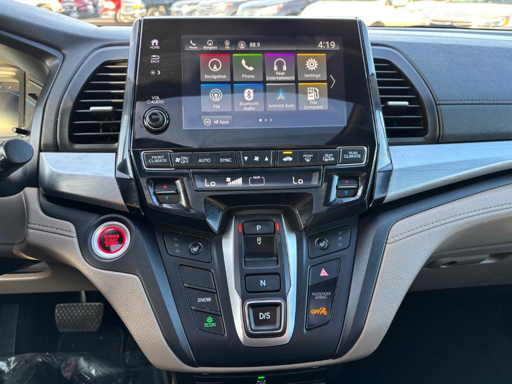 2018 Honda Odyssey - $16,900
