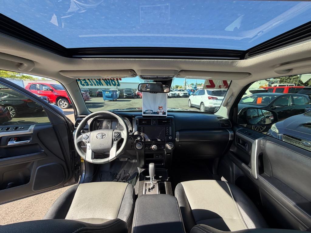 2022 Toyota 4Runner - $30,500