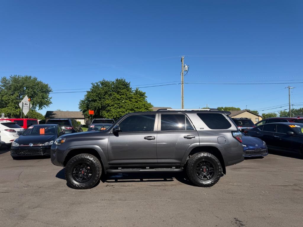 2022 Toyota 4Runner - $30,500