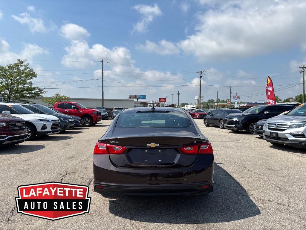 2016 Chevrolet Malibu LT photo
