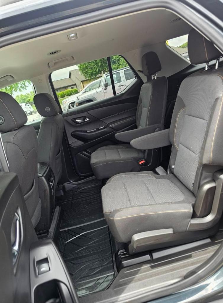 2020 Chevrolet Traverse - $20,900