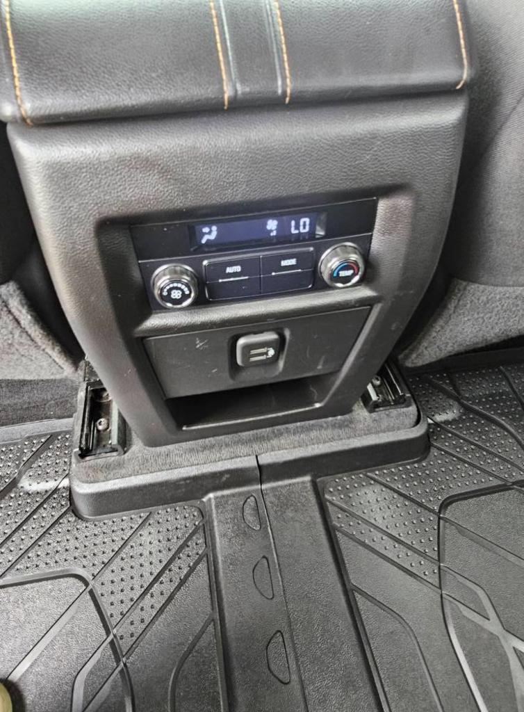 2020 Chevrolet Traverse - $20,900