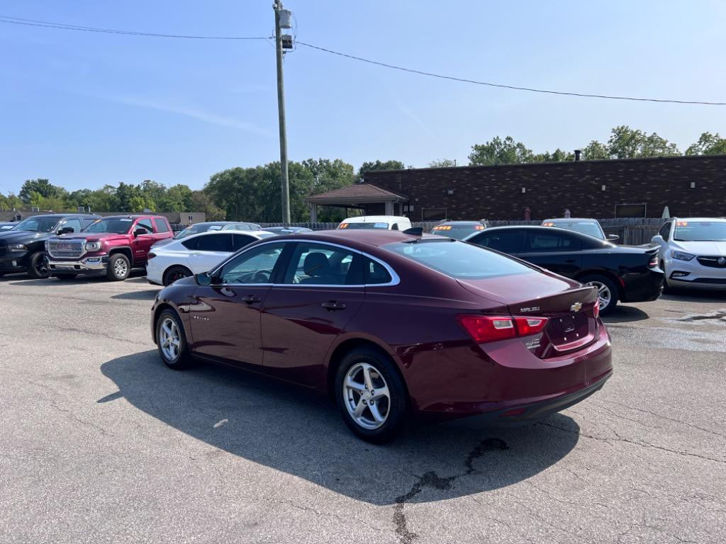 2016 Chevrolet Malibu LS photo