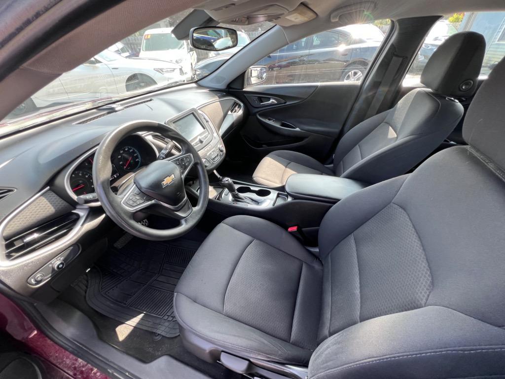 2016 Chevrolet Malibu LS photo