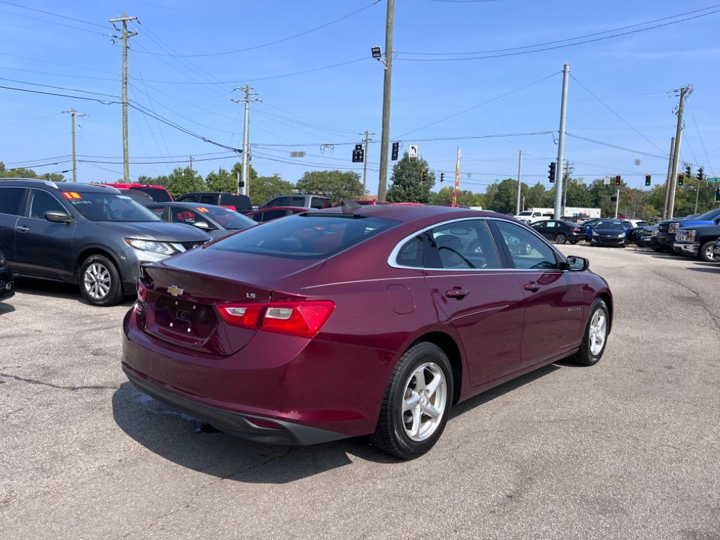 2016 Chevrolet Malibu LS photo