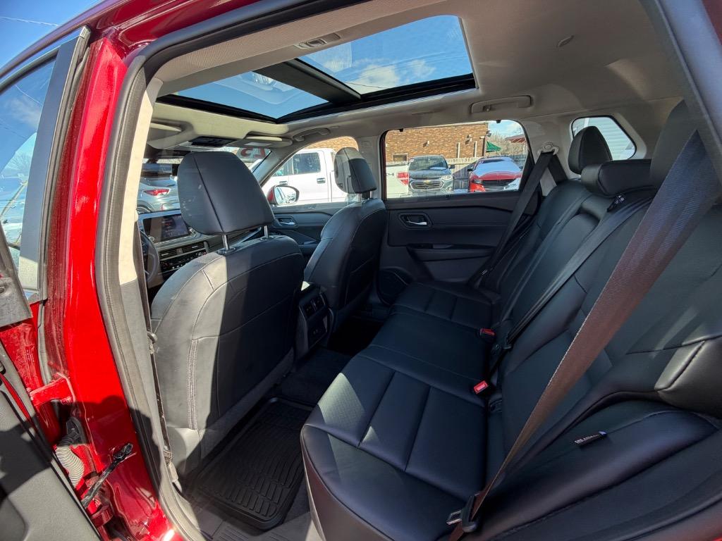 2023 Nissan Rogue - $22,900