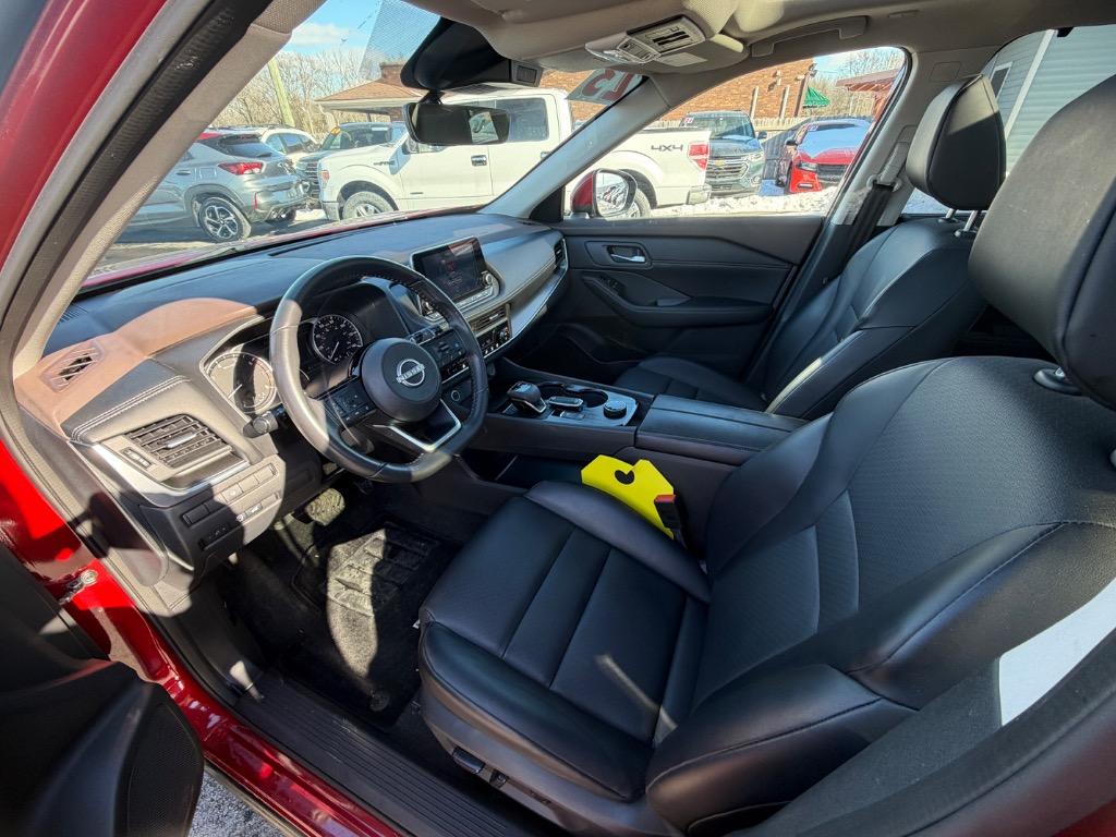 2023 Nissan Rogue - $22,900