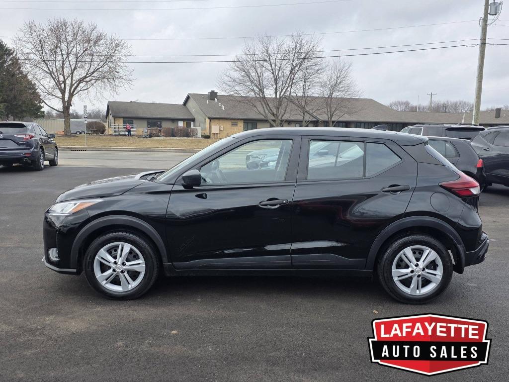 2022 Nissan Kicks - $10,900