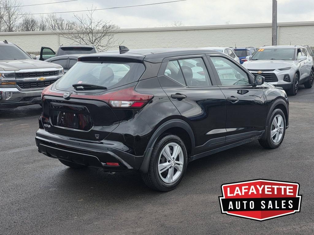 2022 Nissan Kicks - $10,900