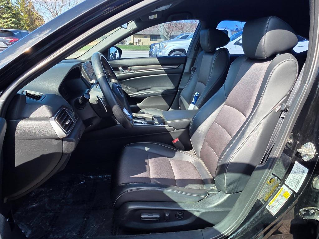 2018 Honda Accord - $17,900