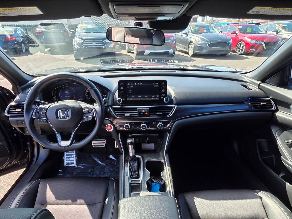 2018 Honda Accord - $17,900