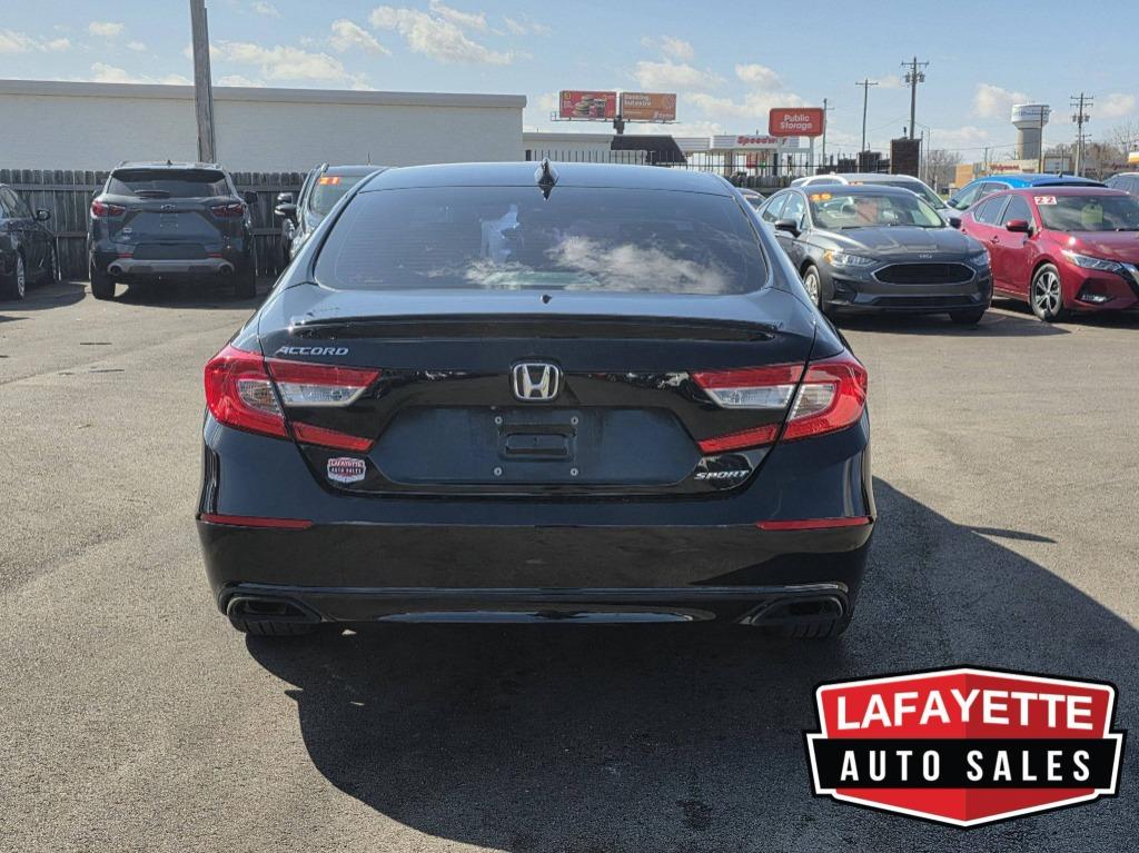 2018 Honda Accord - $17,900