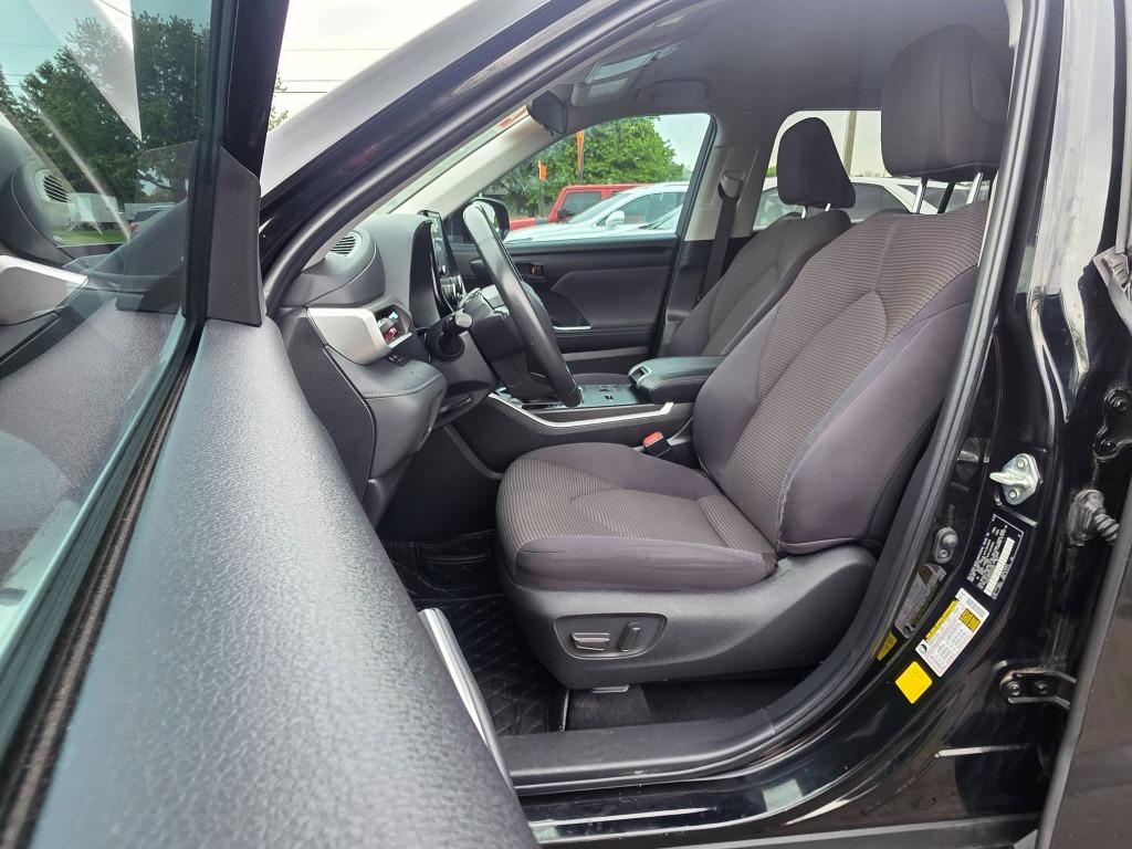 2023 Toyota Highlander - $25,900