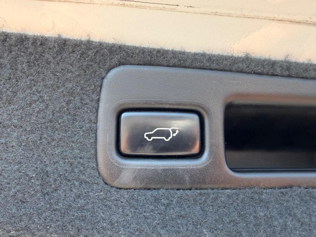 2015 Lexus RX - $17,400