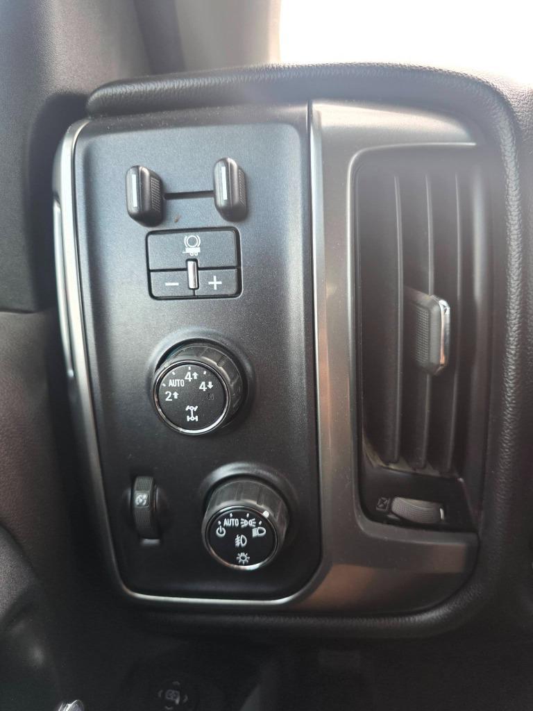 2016 Chevrolet Silverado - $22,900