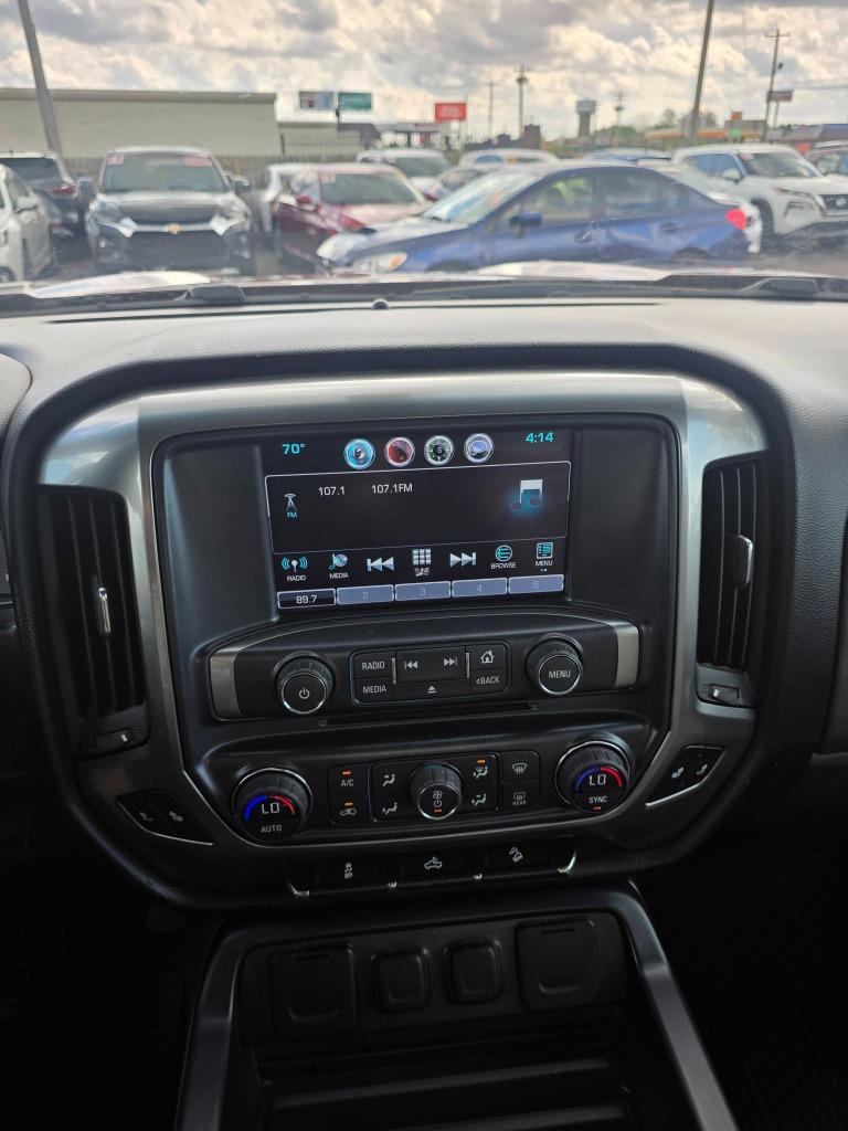 2016 Chevrolet Silverado - $22,900