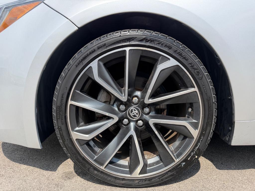 2019 Toyota Corolla - $14,900