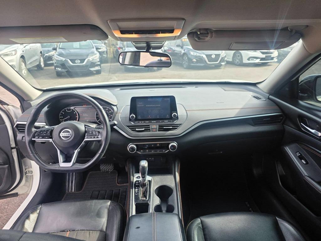 2020 Nissan Altima - $9,900