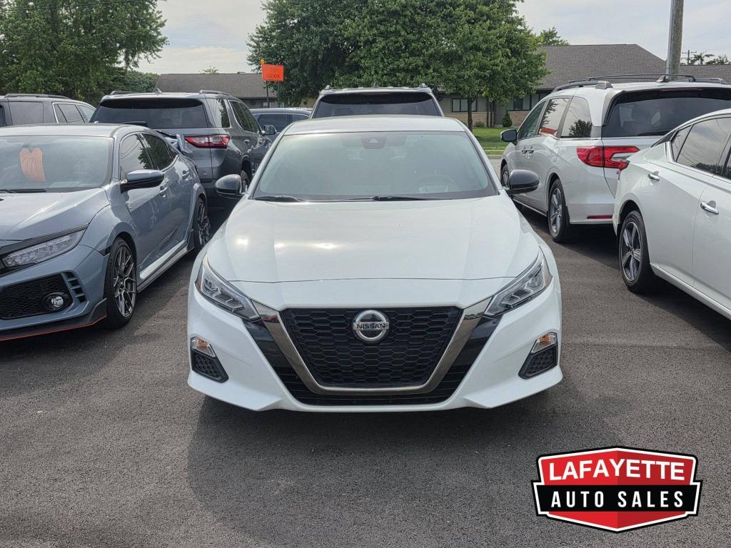 2020 Nissan Altima - $9,900