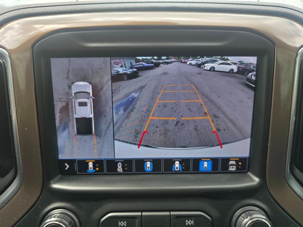2020 Chevrolet Silverado - $32,900