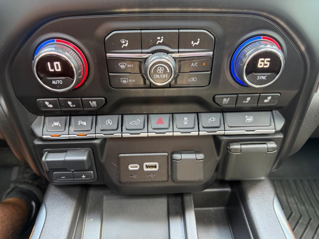 2020 Chevrolet Silverado - $32,900
