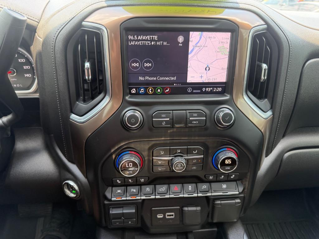 2020 Chevrolet Silverado - $32,900