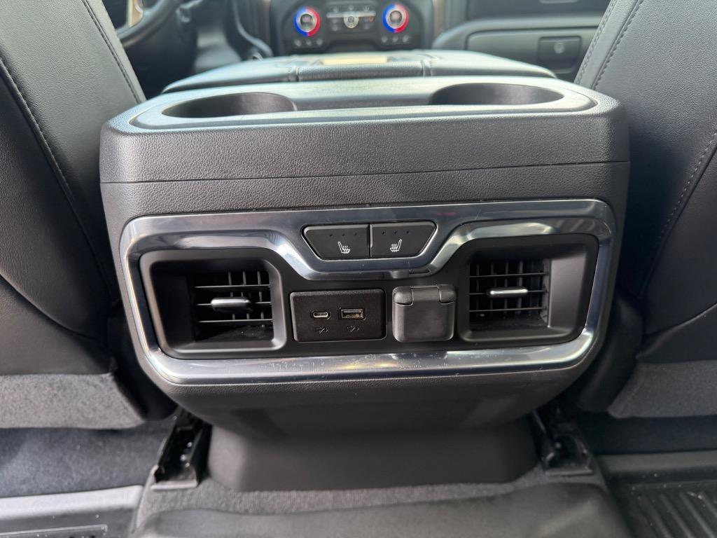 2020 Chevrolet Silverado - $32,900