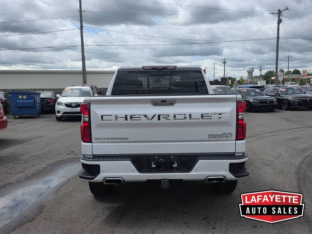 2020 Chevrolet Silverado - $32,900