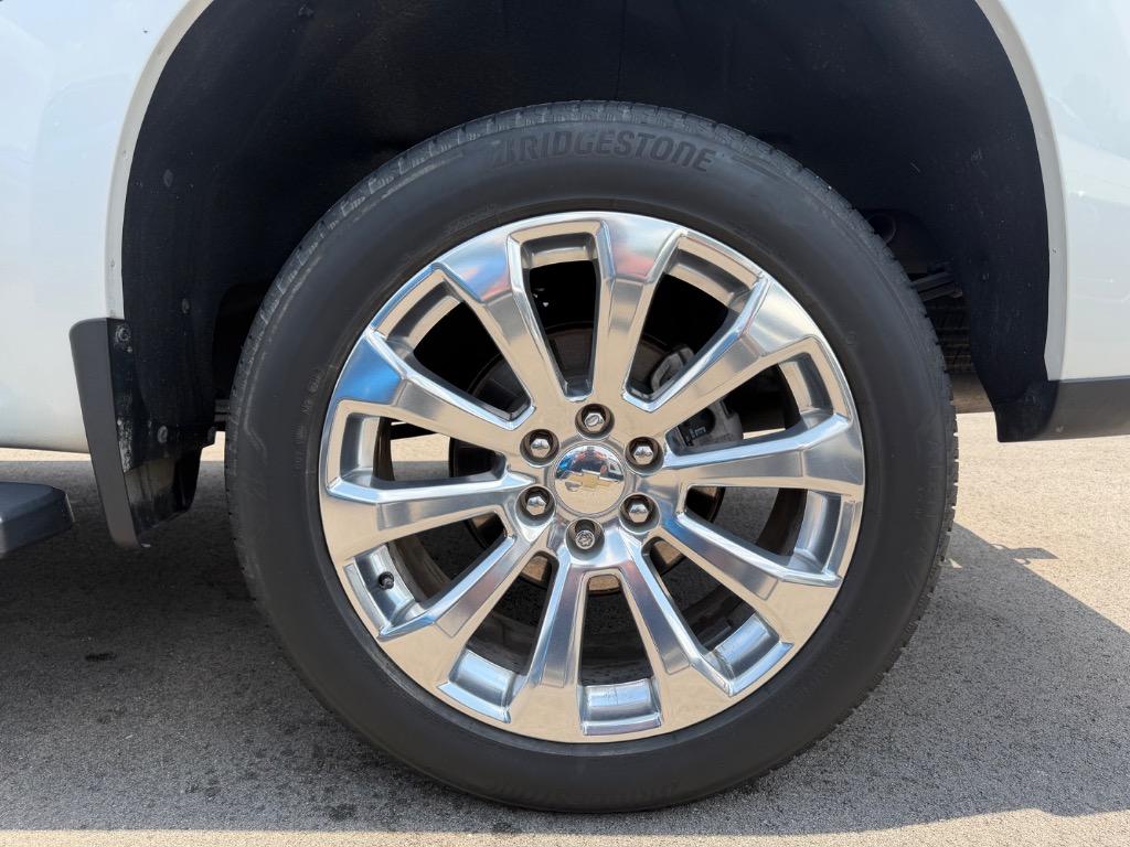 2020 Chevrolet Silverado - $32,900