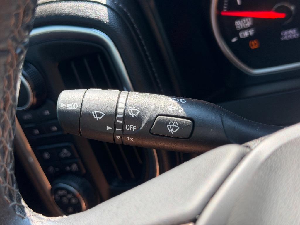 2020 Chevrolet Silverado - $32,900