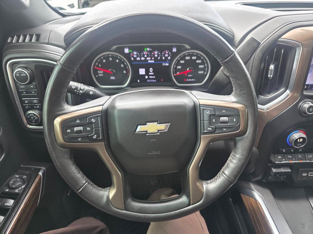 2020 Chevrolet Silverado - $32,900