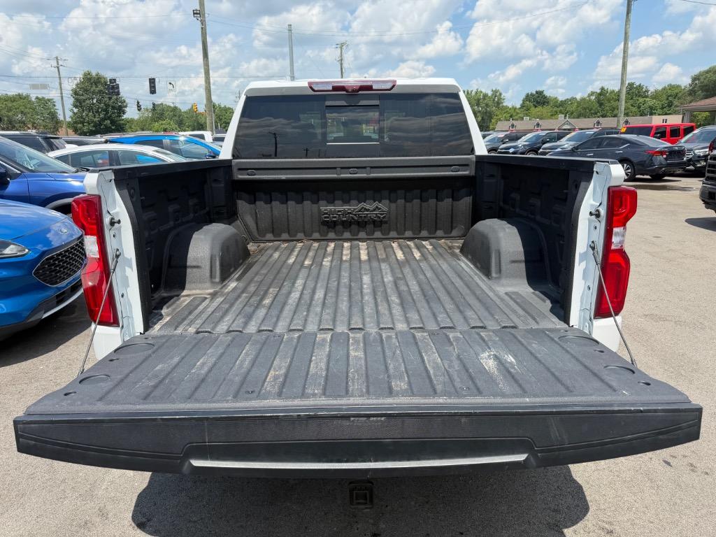 2020 Chevrolet Silverado - $32,900